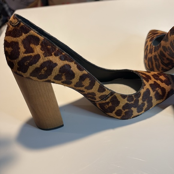 1. State Leopard Print Block Heel Pumps size 7 - Picture 4 of 9
